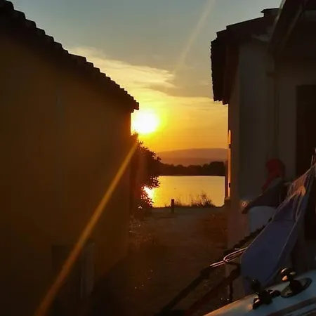 Juste Au Bout Du Chemin, L'Etang Villa Le Barcares Exterior photo